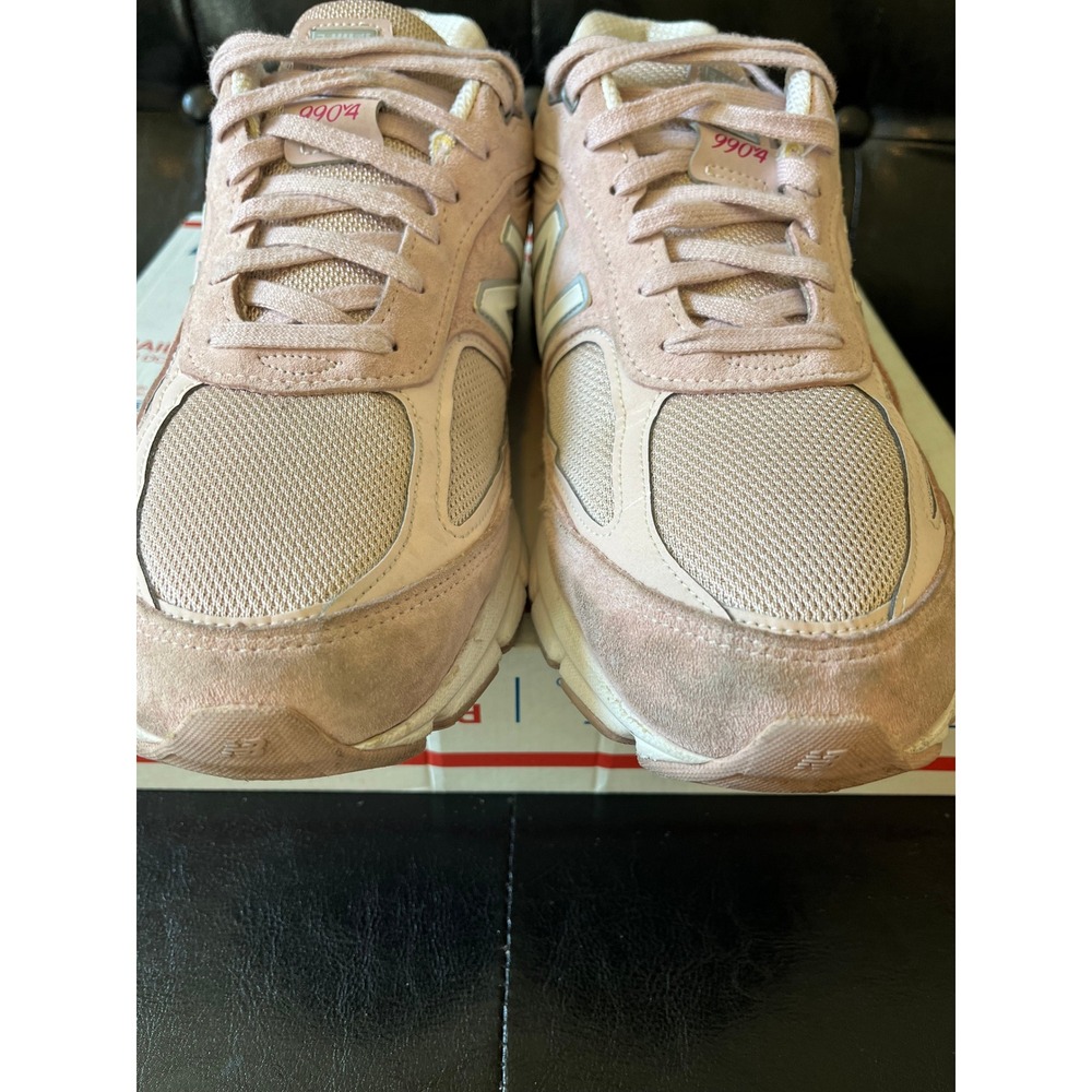 New Balance 990v4 Pink Ribbon - Picture 2 of 7